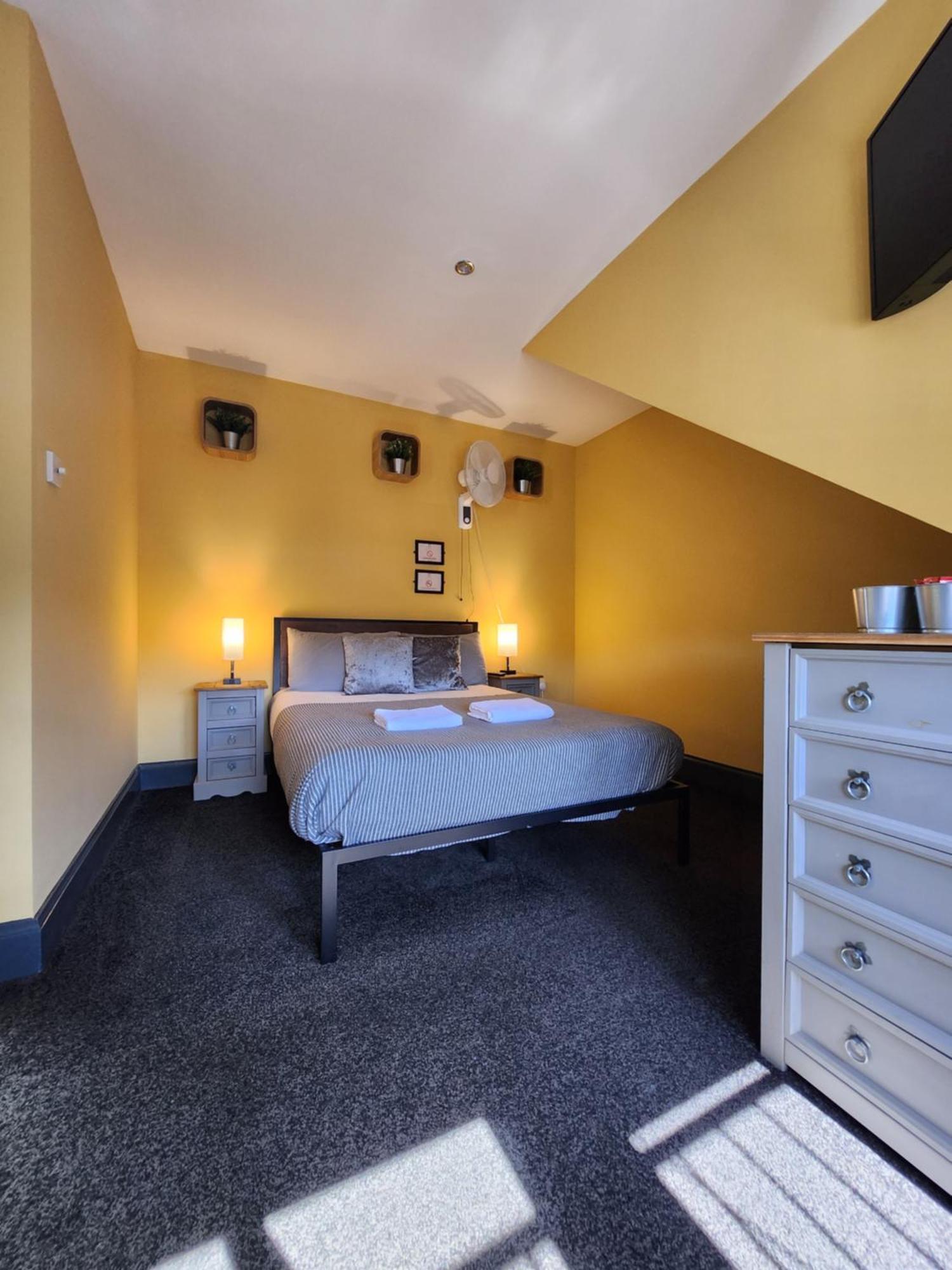 Frederick Douglass - Rooms In The City Edinburgh Exterior photo